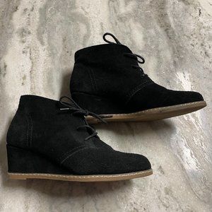 Bjorndal Rachel Black Suede Leather Lace Up Wedge Booties EUC Sz 6